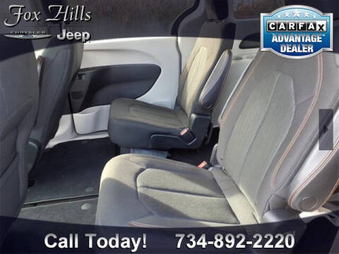 2017 Chrysler Pacifica Touring