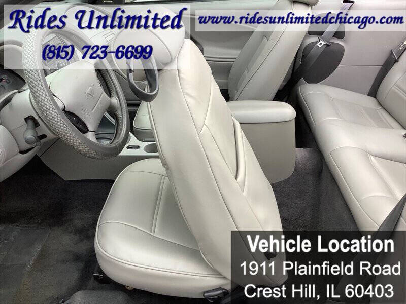 2002 Ford Mustang Deluxe