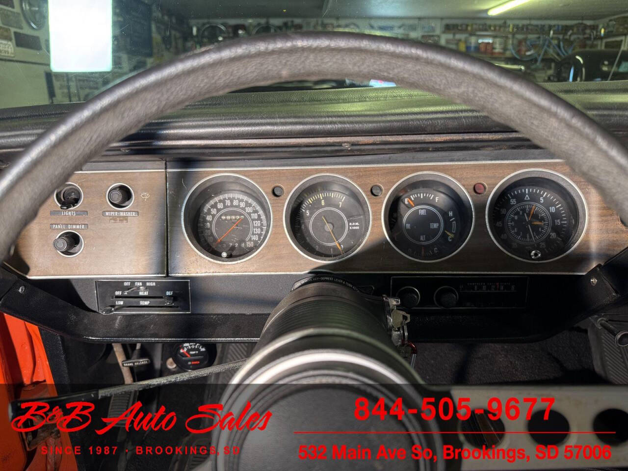 1972 Dodge Challenger 13