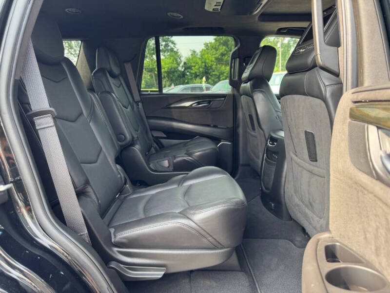 2018 Cadillac Escalade Platinum