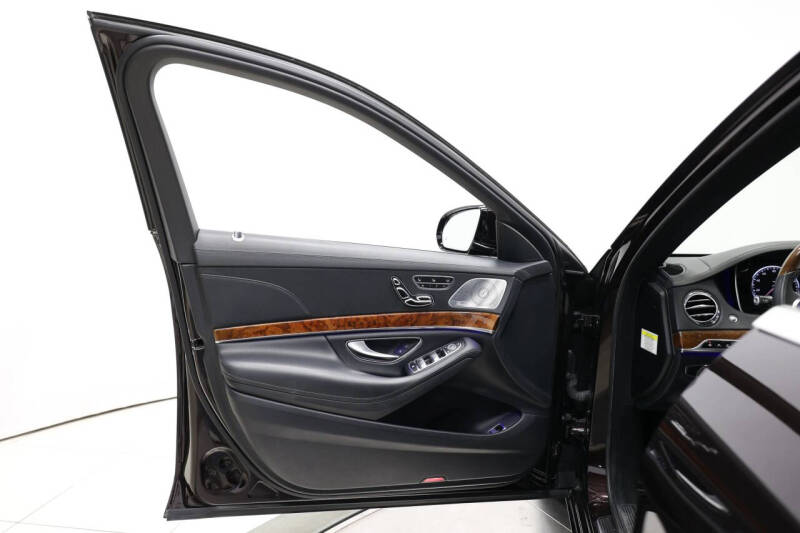 2014 Mercedes-Benz S-Class S 550