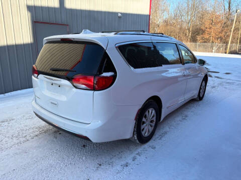 2019 Chrysler Pacifica Touring L