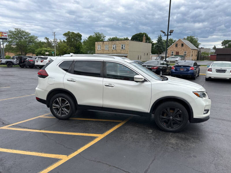 2020 Nissan Rogue SV