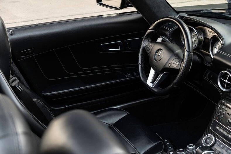 2012 Mercedes-Benz SLS AMG