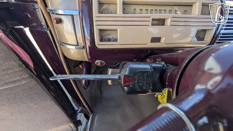 1940 Ford Deluxe