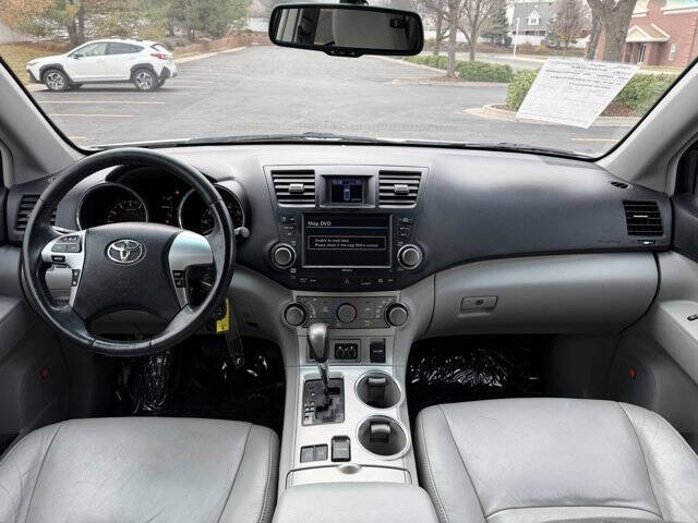 2012 Toyota Highlander SE