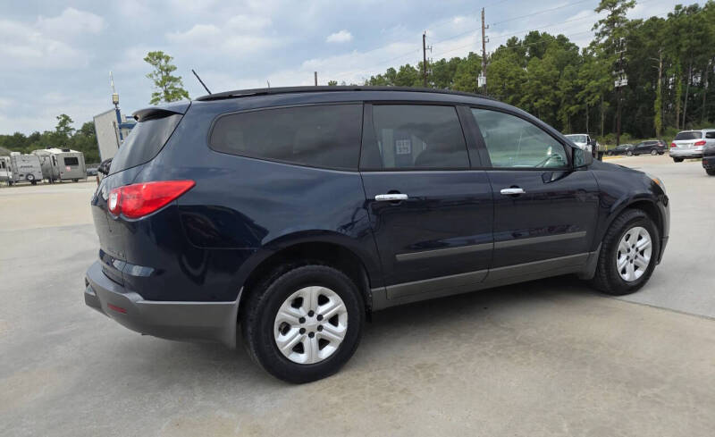 2011 Chevrolet Traverse LS