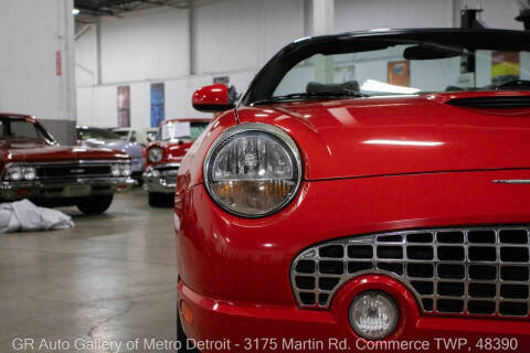 2002 Ford Thunderbird Deluxe