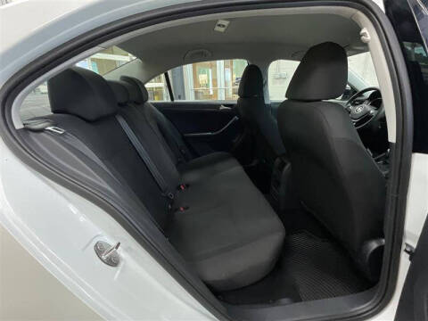2016 Volkswagen Jetta