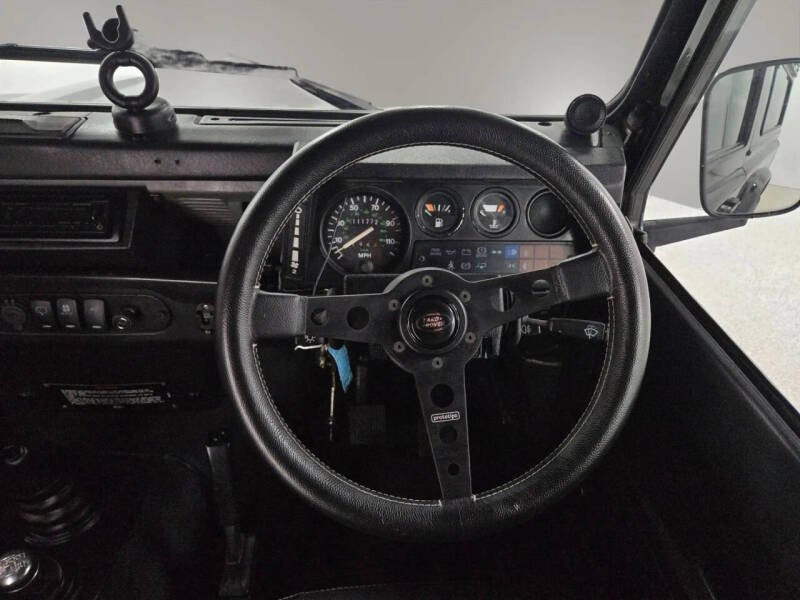 1991 Land Rover Defender