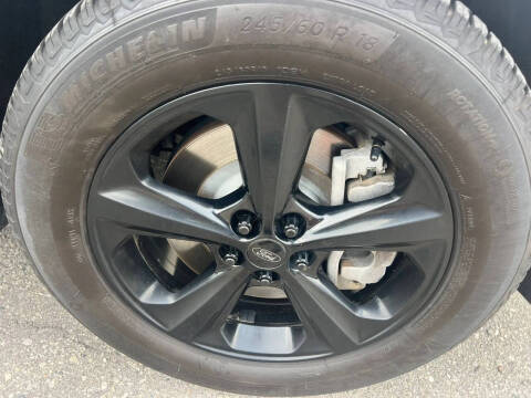 2023 Ford Edge