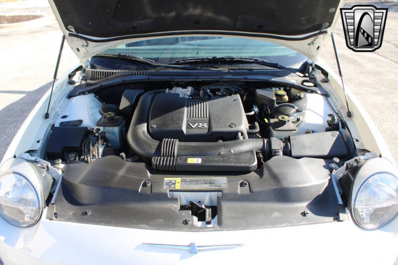 2002 Ford Thunderbird Deluxe