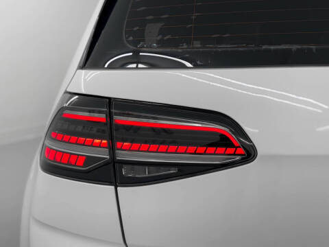 2019 Volkswagen Golf GTI SE