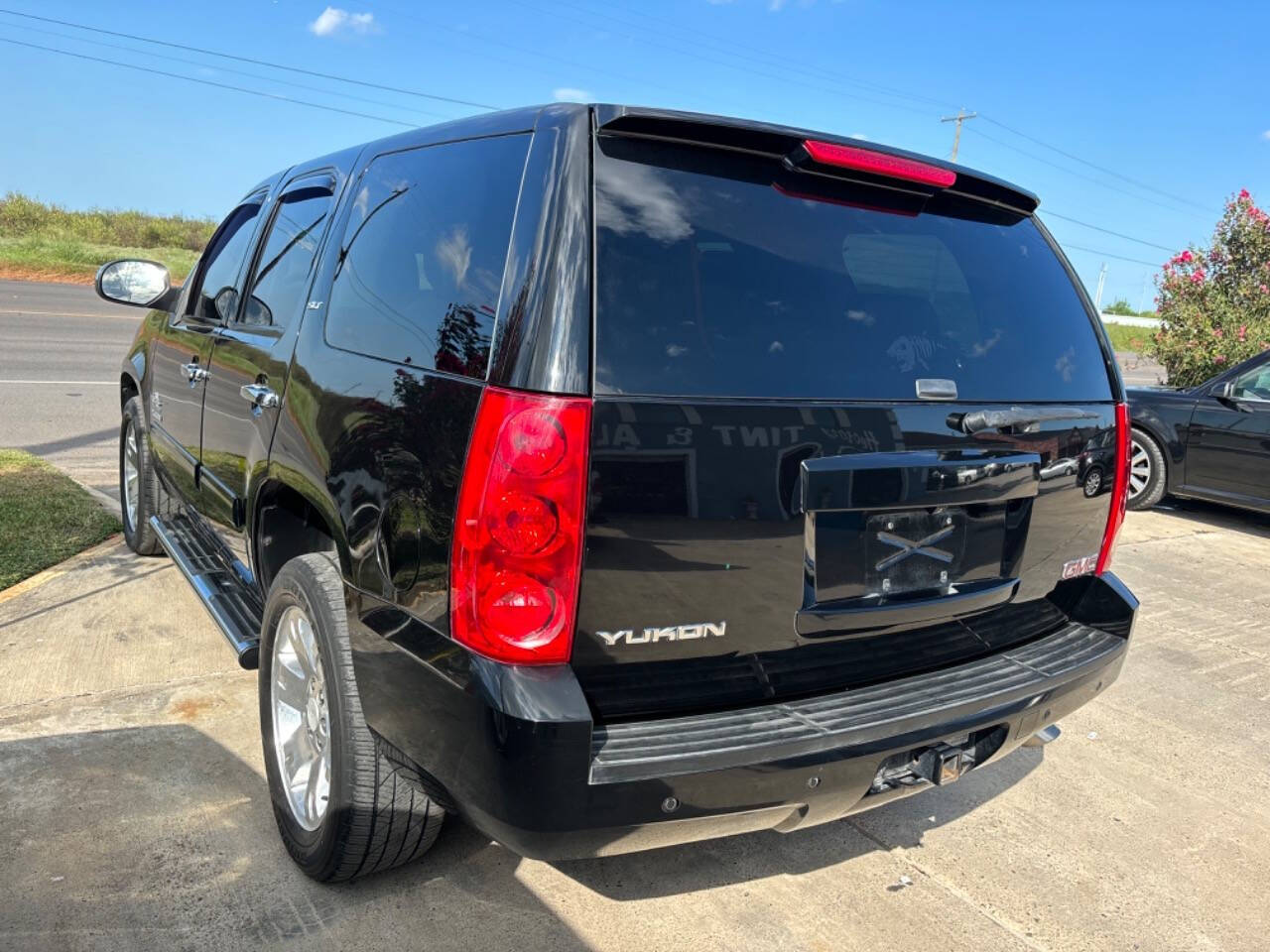 2013 GMC Yukon for sale at HM AUTO PLEX in San Benito, TX