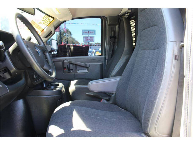 2020 GMC Savana 2500