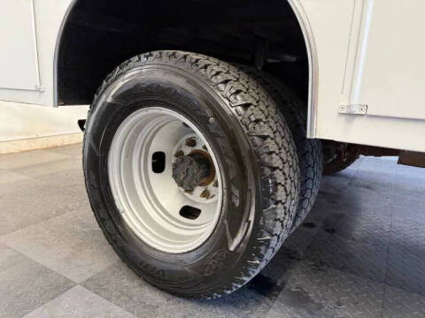 2012 Ford F-350 Super Duty XL