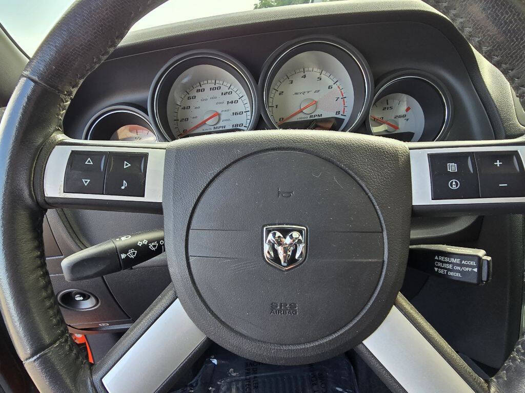 2009 Dodge Challenger 42