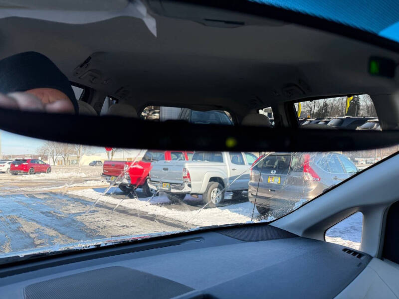 2012 Toyota Sienna LE 8-Passenger