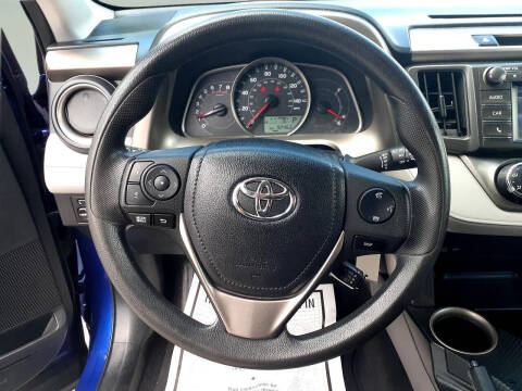 2015 Toyota RAV4 LE