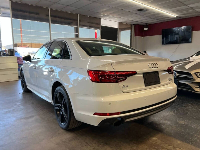 2017 Audi A4 2.0T quattro Premium Plus