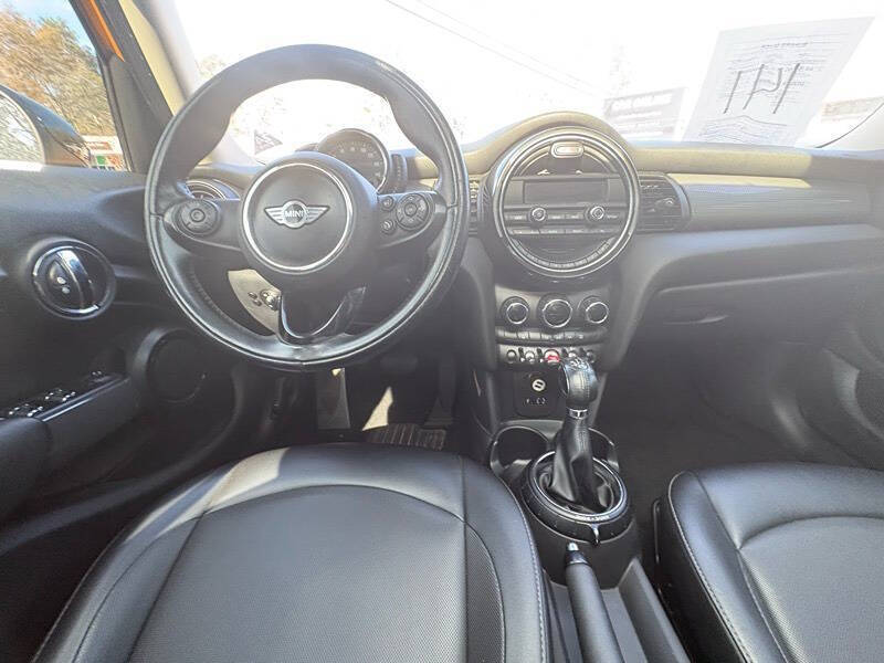 2016 MINI Hardtop 4 Door Cooper