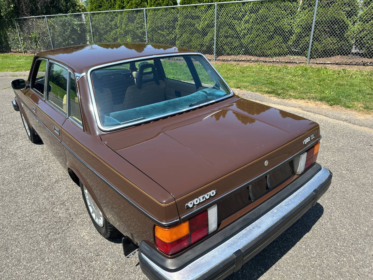 1979 Volvo 244DL 9