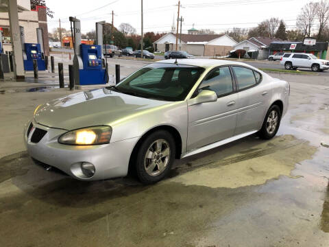 2005 Pontiac Grand Prix for sale at JE Auto Sales LLC in Indianapolis IN