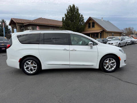 2020 Chrysler Pacifica Limited