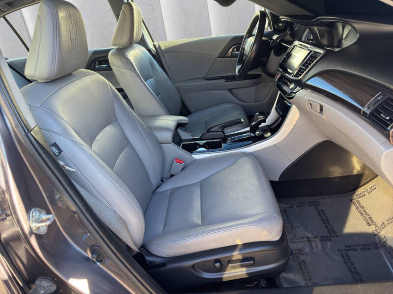 2017 Honda Accord EX-L V6