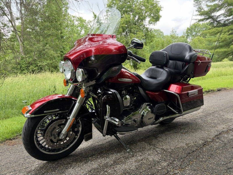 2013 Harley-Davidson FLHTK - Electra Glide Ul