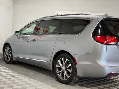 2017 Chrysler Pacifica Limited