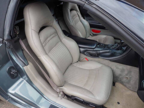 2003 Chevrolet Corvette