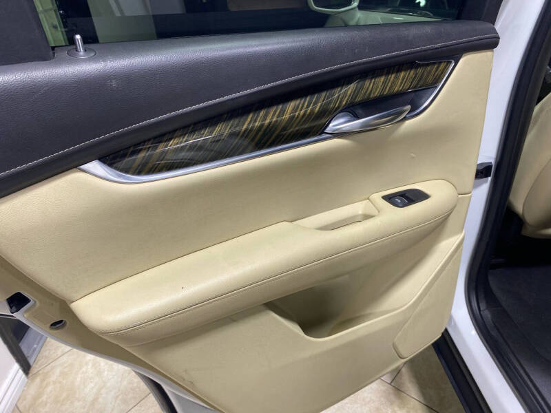 2017 Cadillac XT5