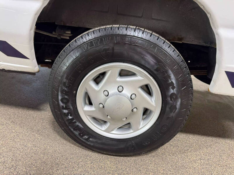 2012 Ford E-Series E-350 SD