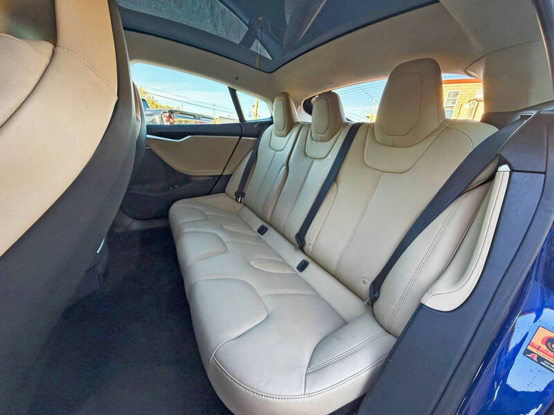 2017 Tesla Model S 75D