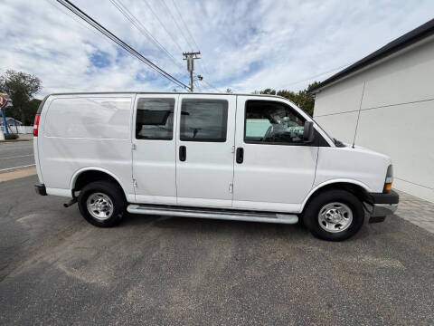 2023 Chevrolet Express 2500