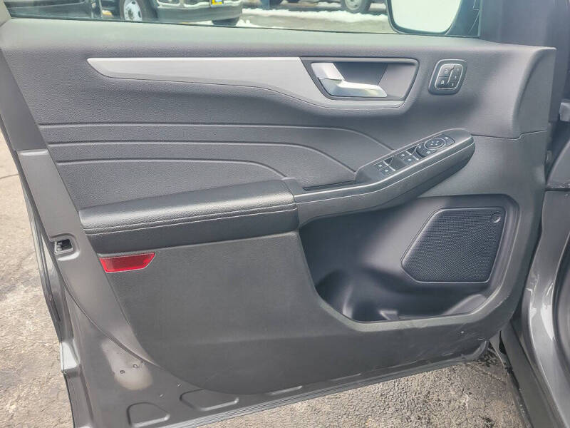 2024 Ford Escape Platinum