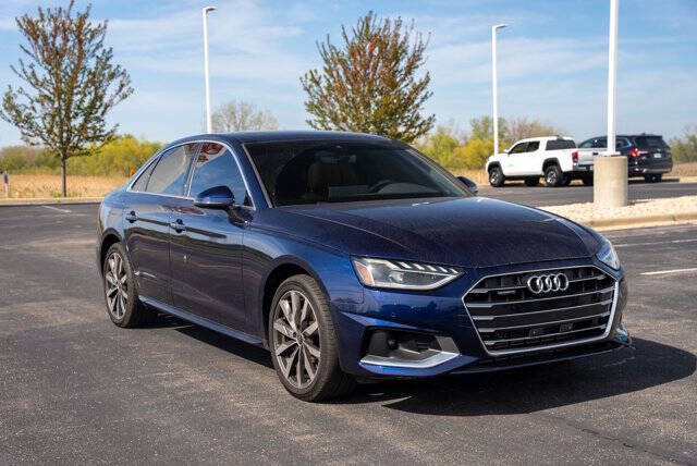2022 Audi A4 quattro Premium Plus 40 TFSI