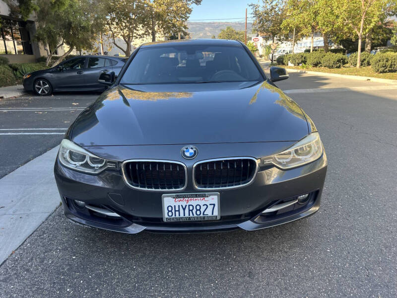 2015 BMW 3 Series 328i's photo