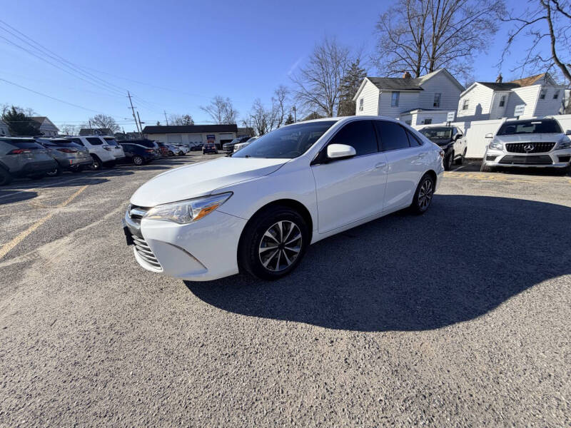 2017 Toyota Camry LE