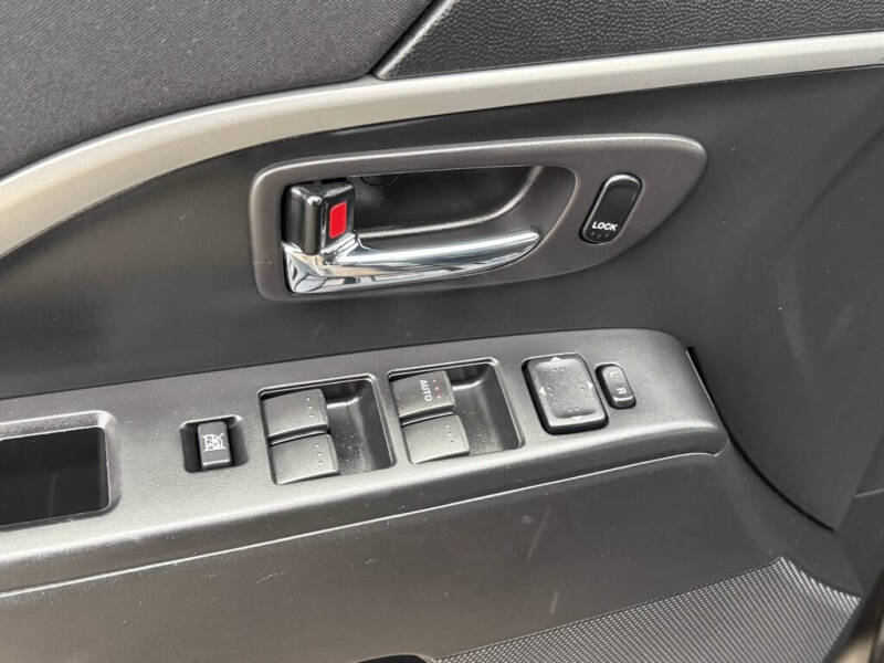 2012 Mazda MAZDA5 Sport