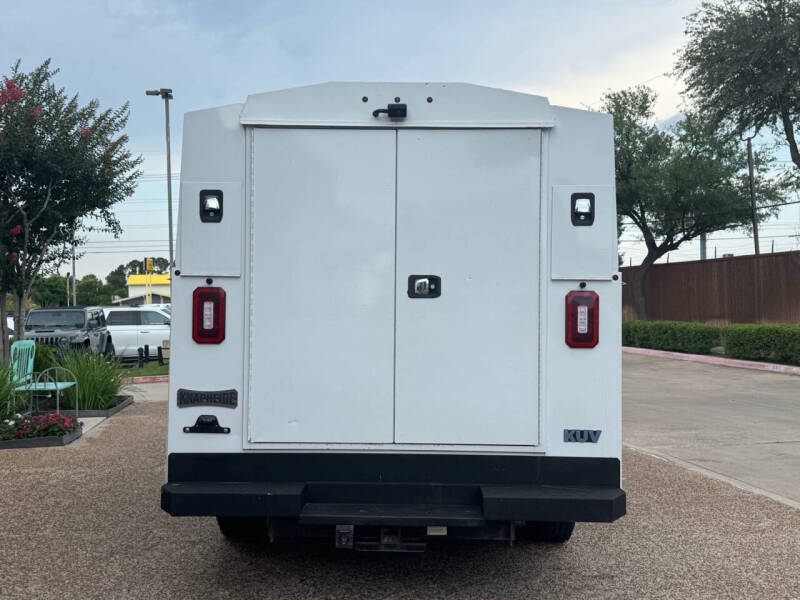 2021 Ford E-Series