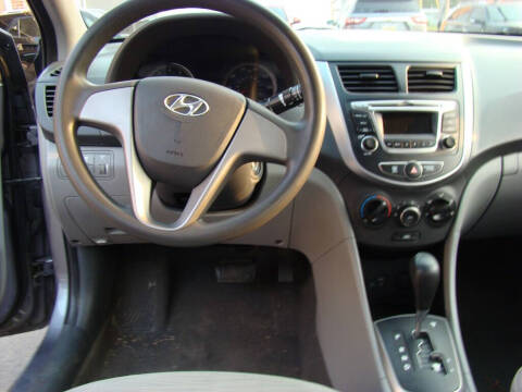 2017 Hyundai Accent SE