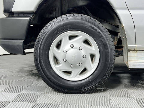 2012 Ford E-Series E-150