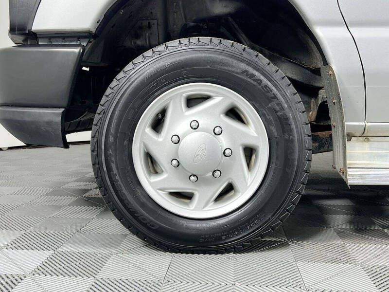 2012 Ford E-Series E-150