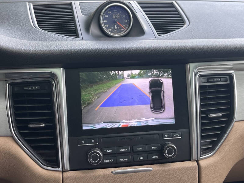 2017 Porsche Macan S