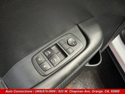 2016 Dodge Challenger SXT Plus