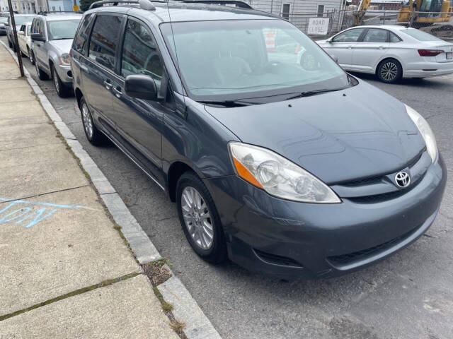 Used 2009 Toyota Sienna LE with VIN 5TDBK23CX9S024479 for sale in Fall River, MA