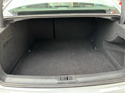 2015 Audi A4 2.0T quattro Premium