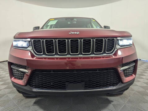 2024 Jeep Grand Cherokee Laredo